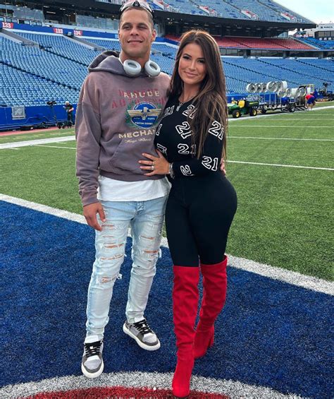 PHOTOS: Jordan Poyer’s Wife Rachel Bush Stuns In Two